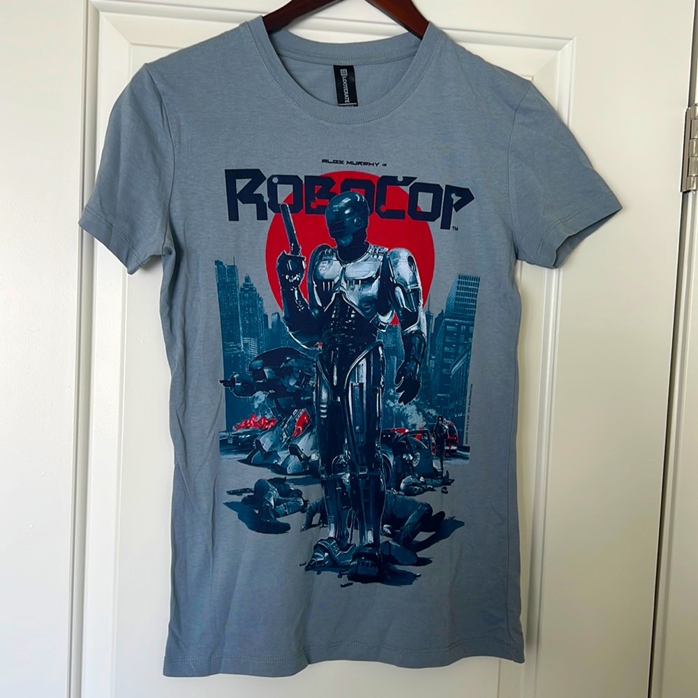 Loot Crate Exclusive RoboCop Graphic Tshirt